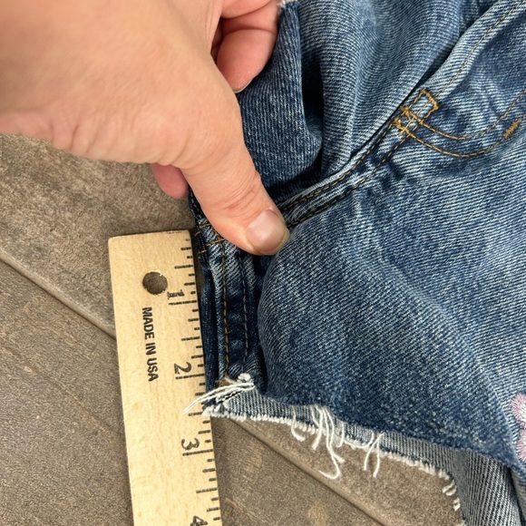 NEW Reformation High Rise Jean Shorts Floral Fauna Embroidery - Picture 9 of 11